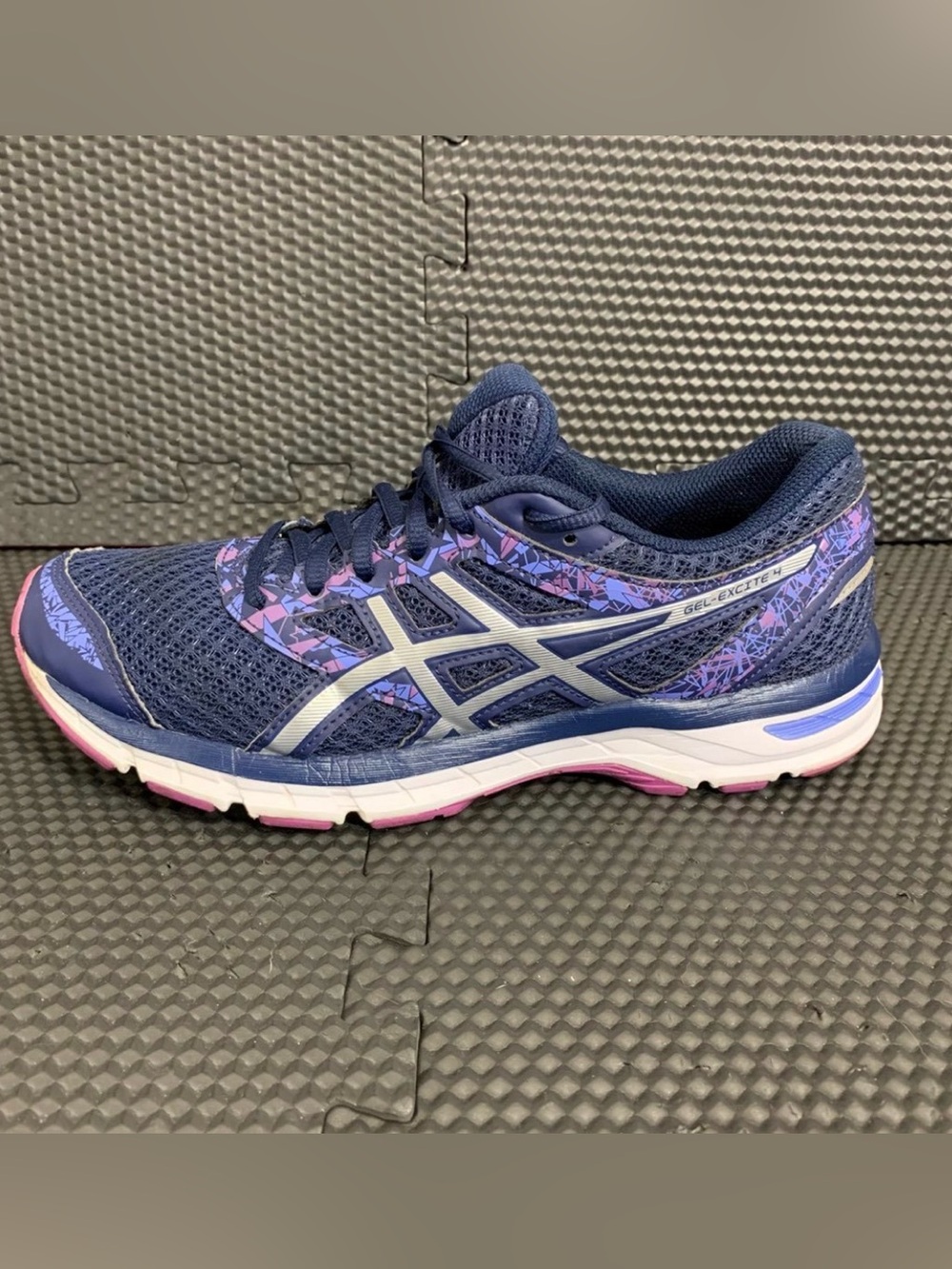 Asics Gel Excite 4 Running Shoes Womens 9.5 Purple Navy Blue